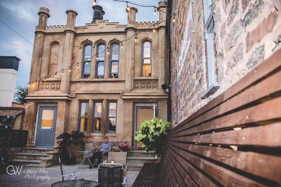 The George Wright Boutique Hotel, Bar & Restaurant Hotel