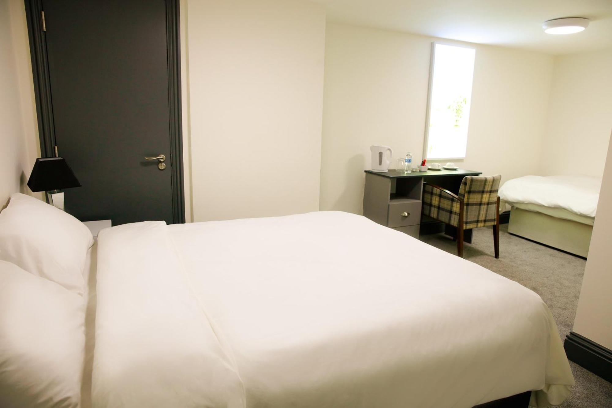 Hotel The George Wright Boutique Hotel, Bar & Restaurant Rotherham